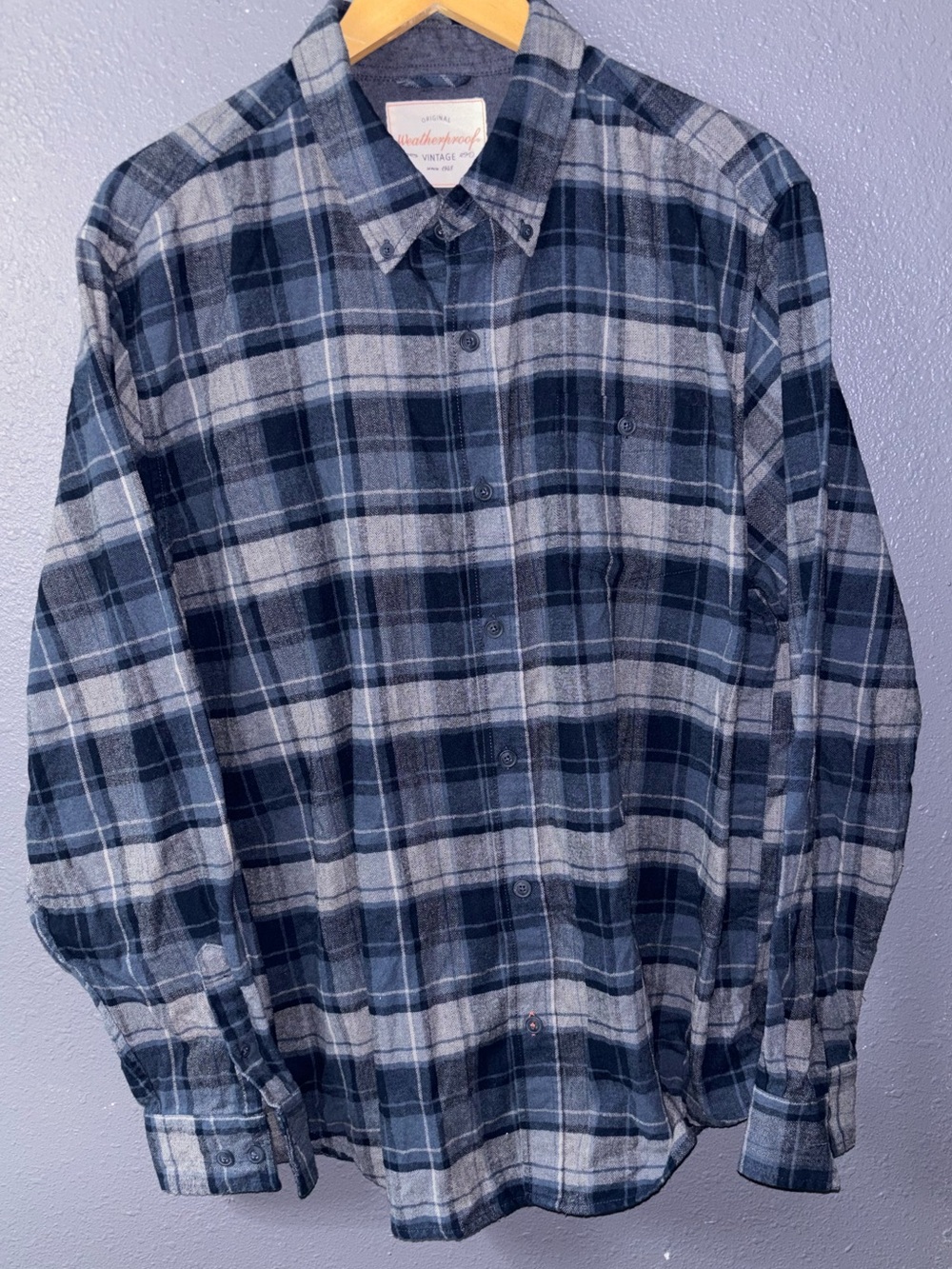 Weatherproof Men's Navy and Gray Plaid Button-Down Shirt